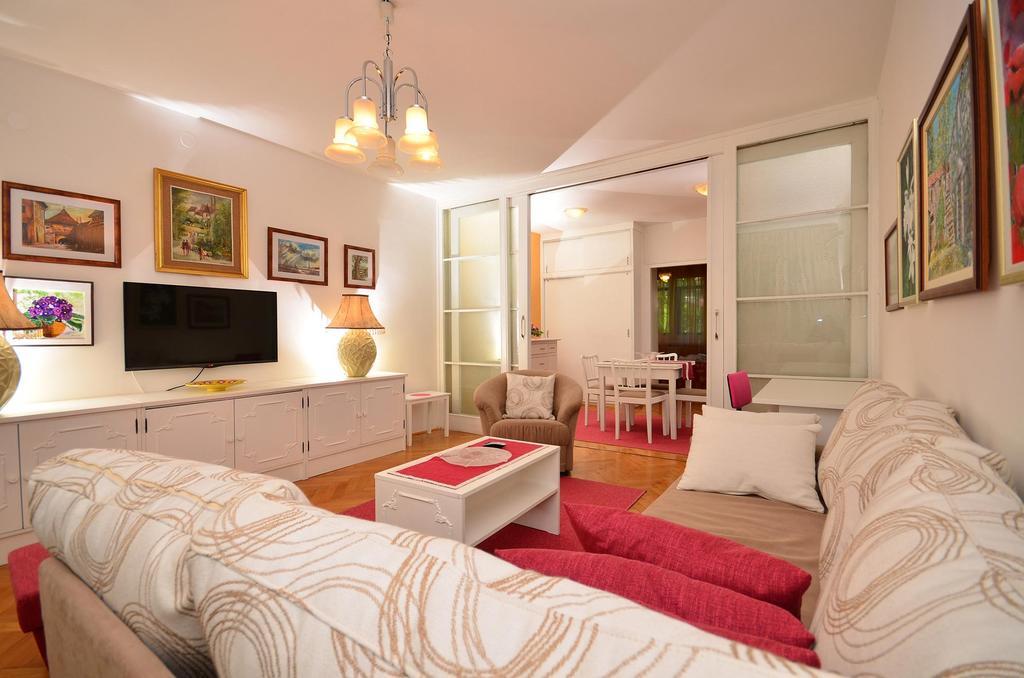 Apartment Cvetje Zagreb Bilik gambar